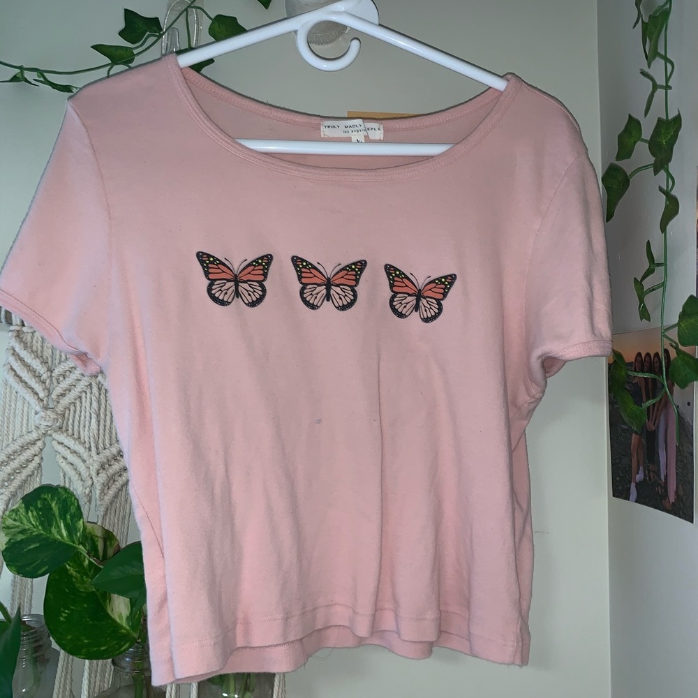 Pink Y2k style crop top!